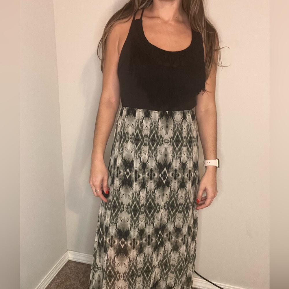 Maxi dress with fringe